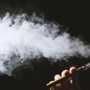 How Long Does Vape Smoke Stay in the Air?